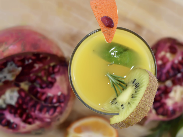 Kiwi and Pomegranate Drink